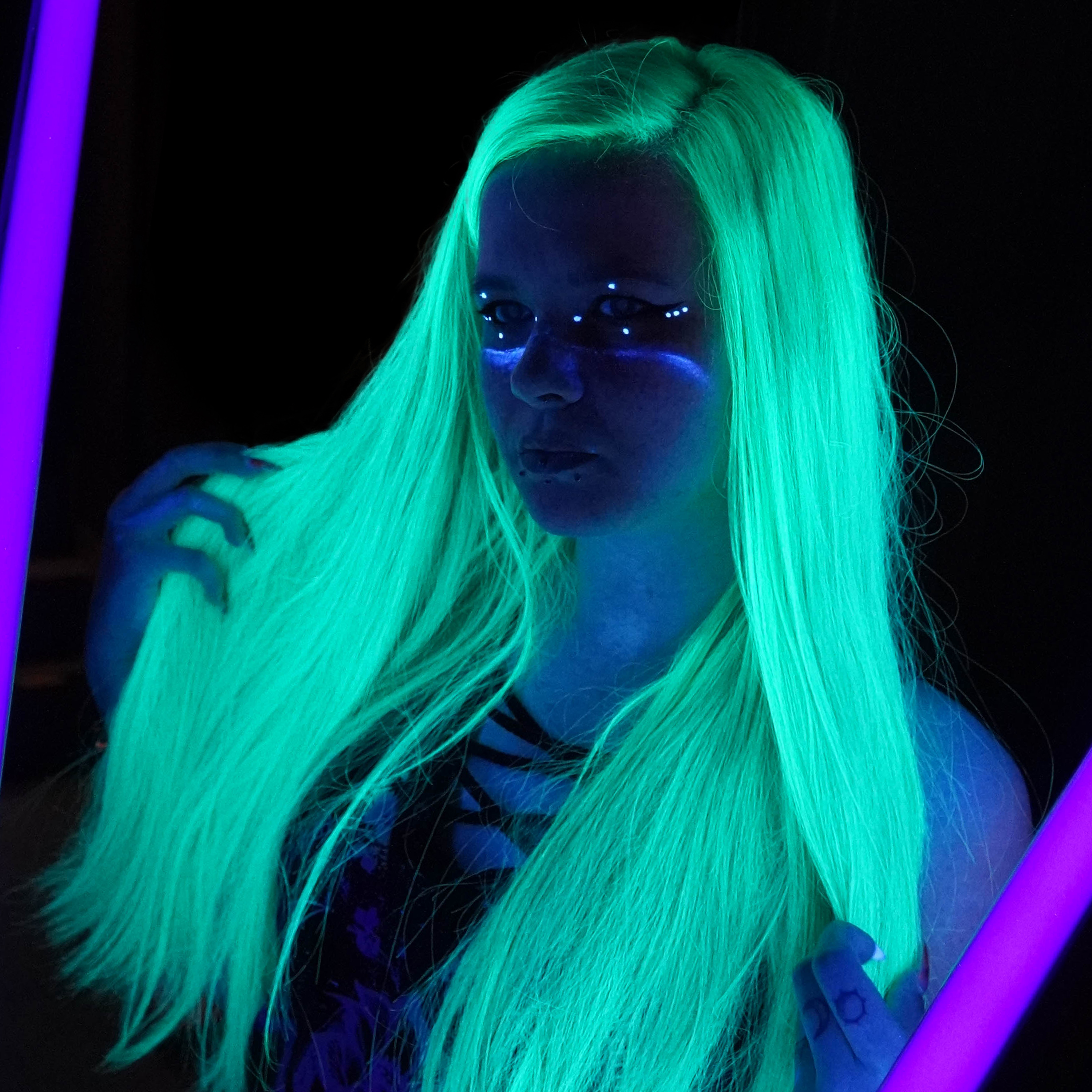 UV_Gruen-2jEgJcieU9Bl4M